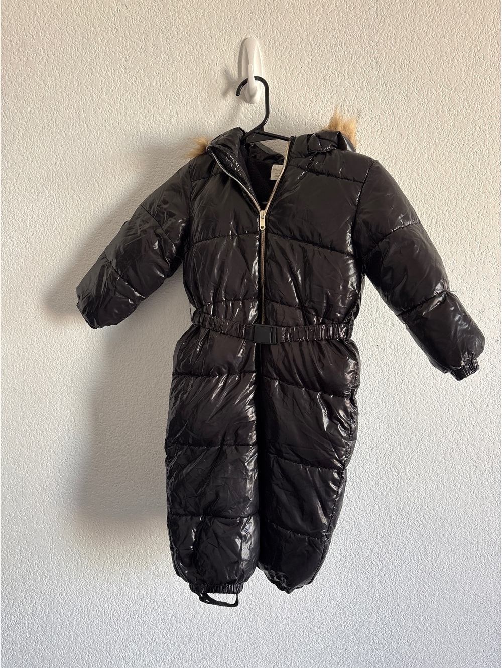 H&M Toddler Girls Black Puffer Snowsuit with Faux Fur Hood Size 2T
